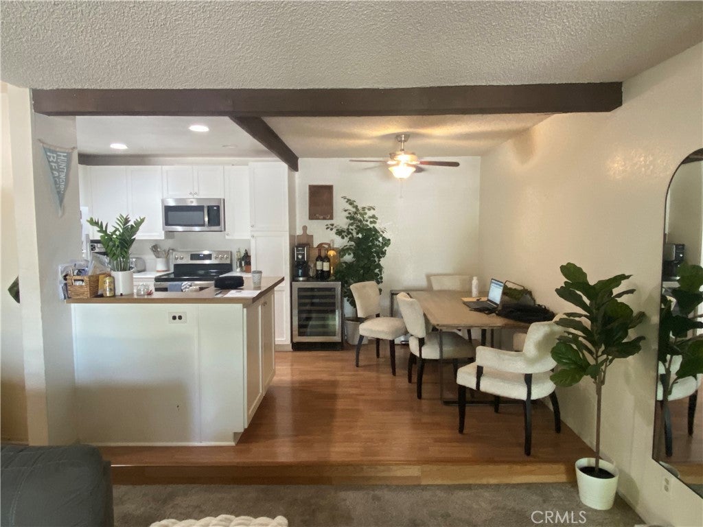 21372 Brookhurst 725