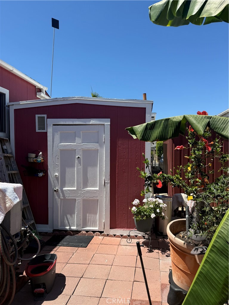 435 E Gardena Boulevard 42
