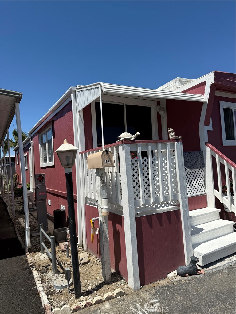 435 E Gardena Boulevard 42