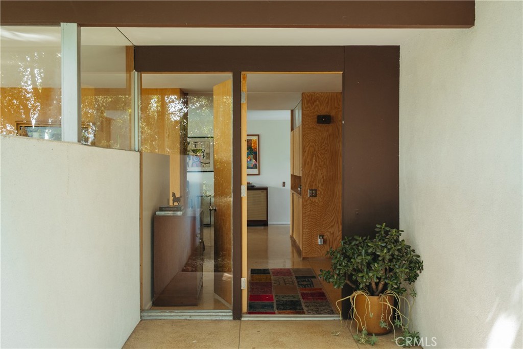 1248 La Peresa Drive