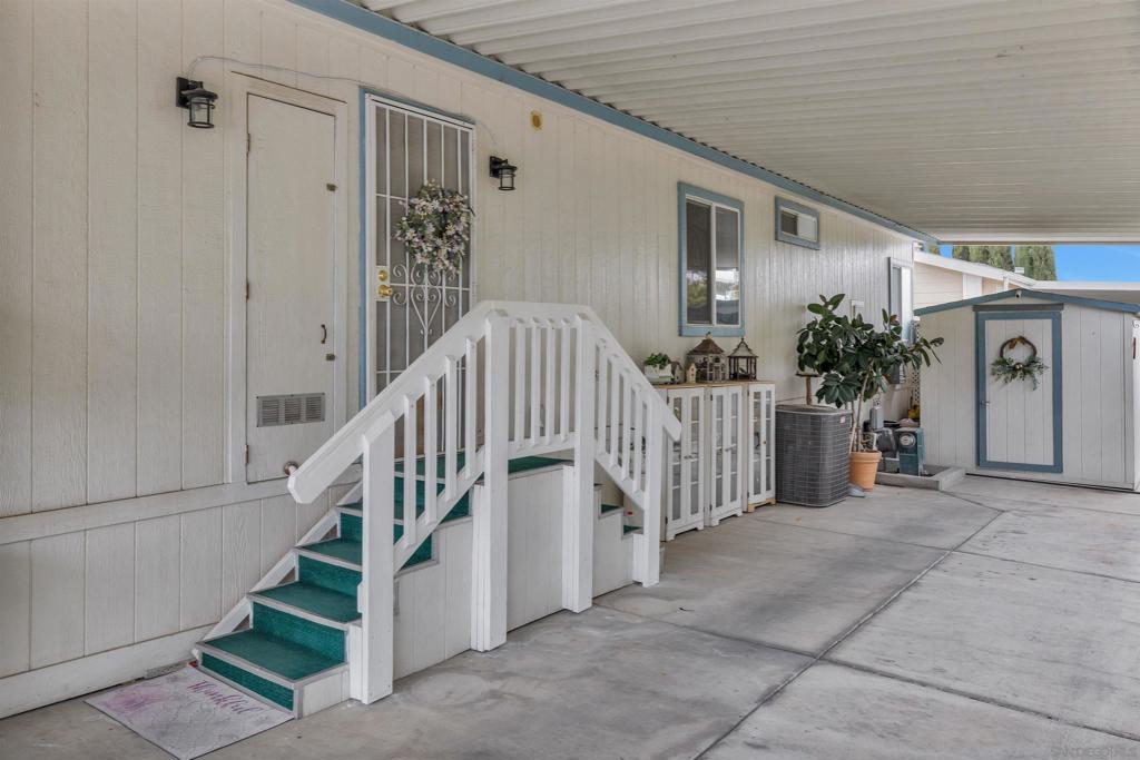 8661 Wintergardens Blvd 74