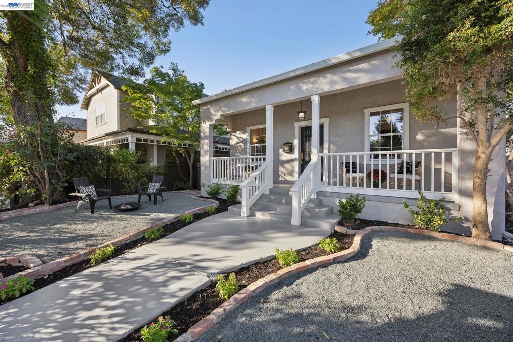 194 Kottinger Dr