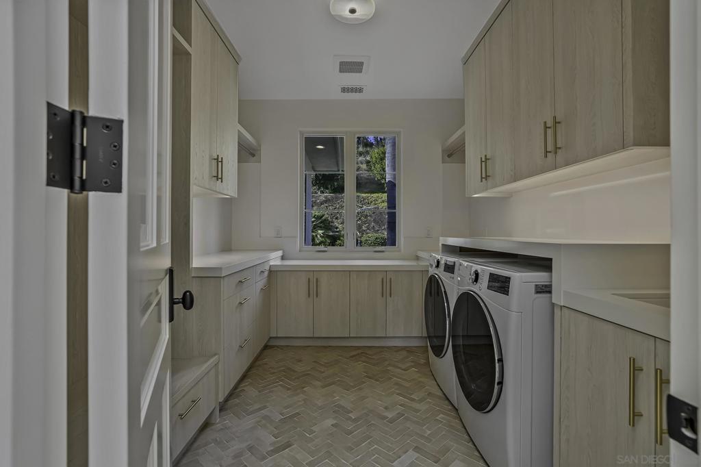 Rancho Santa Fe - Residential