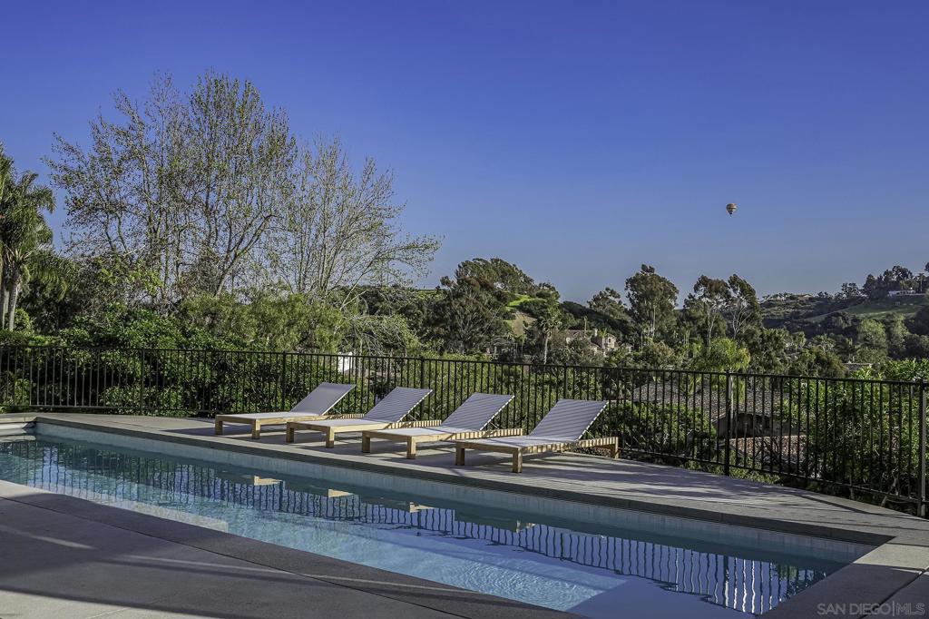 Rancho Santa Fe - Residential