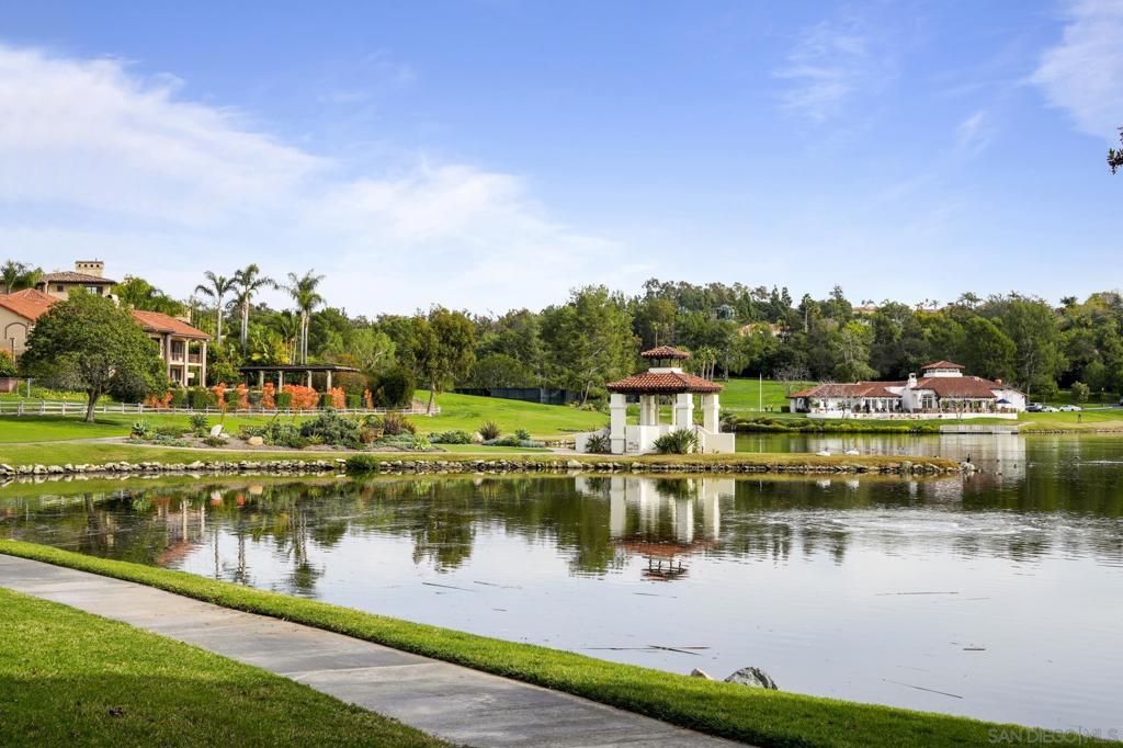 Rancho Santa Fe - Residential