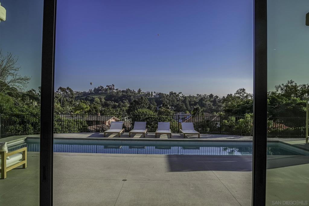 Rancho Santa Fe - Residential