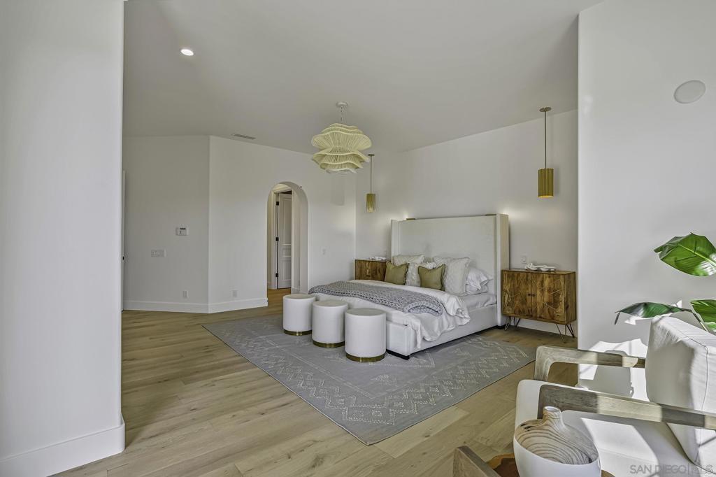 Rancho Santa Fe - Residential