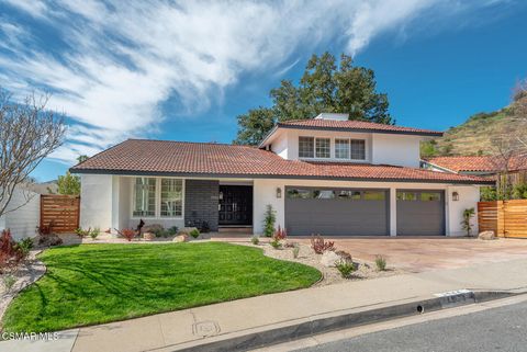 Photo of 1944 Stonesgate Street, Westlake Village, CA 91361 (MLS # 226001099)