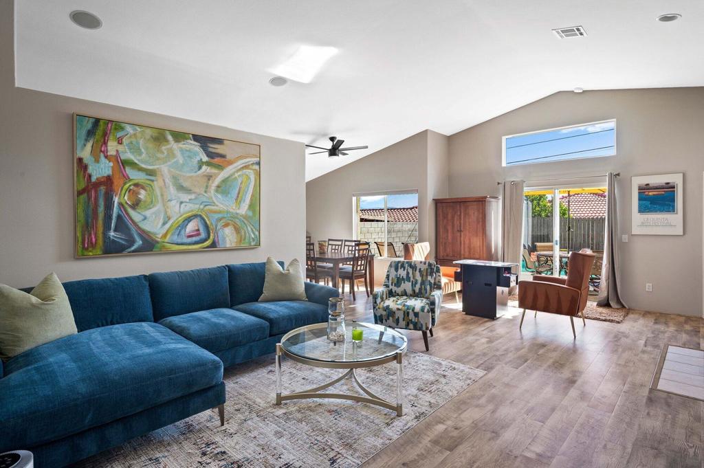 53420 Avenida Juarez