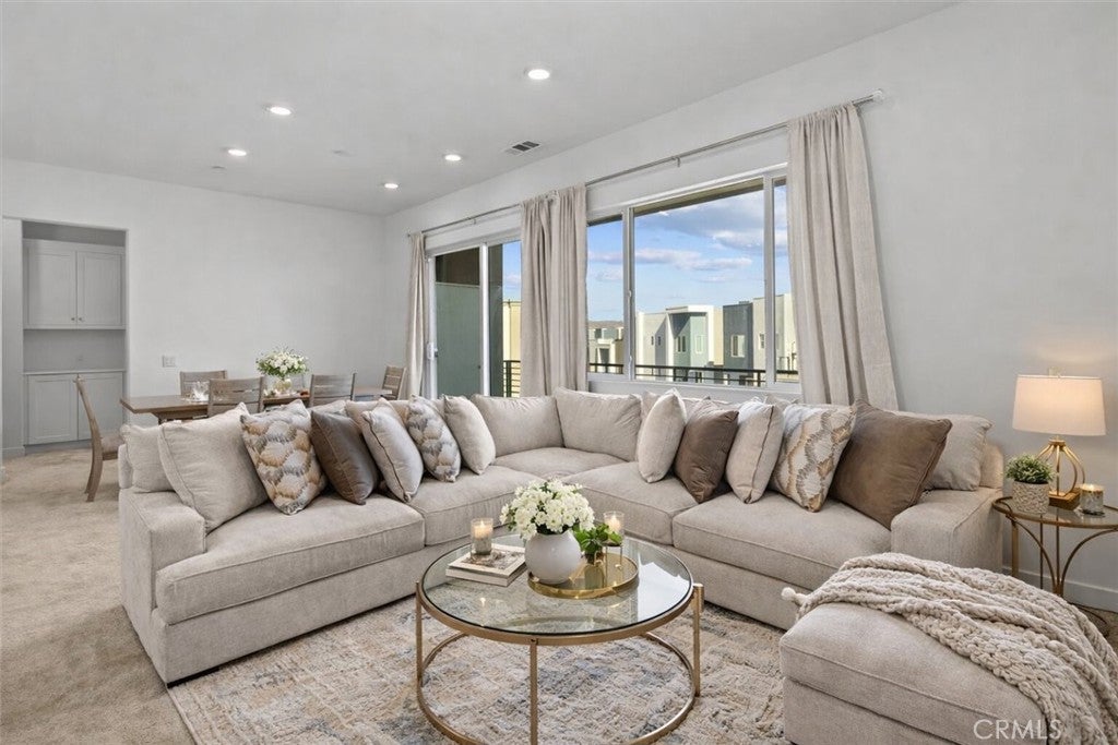 27410 Merlin Place 305