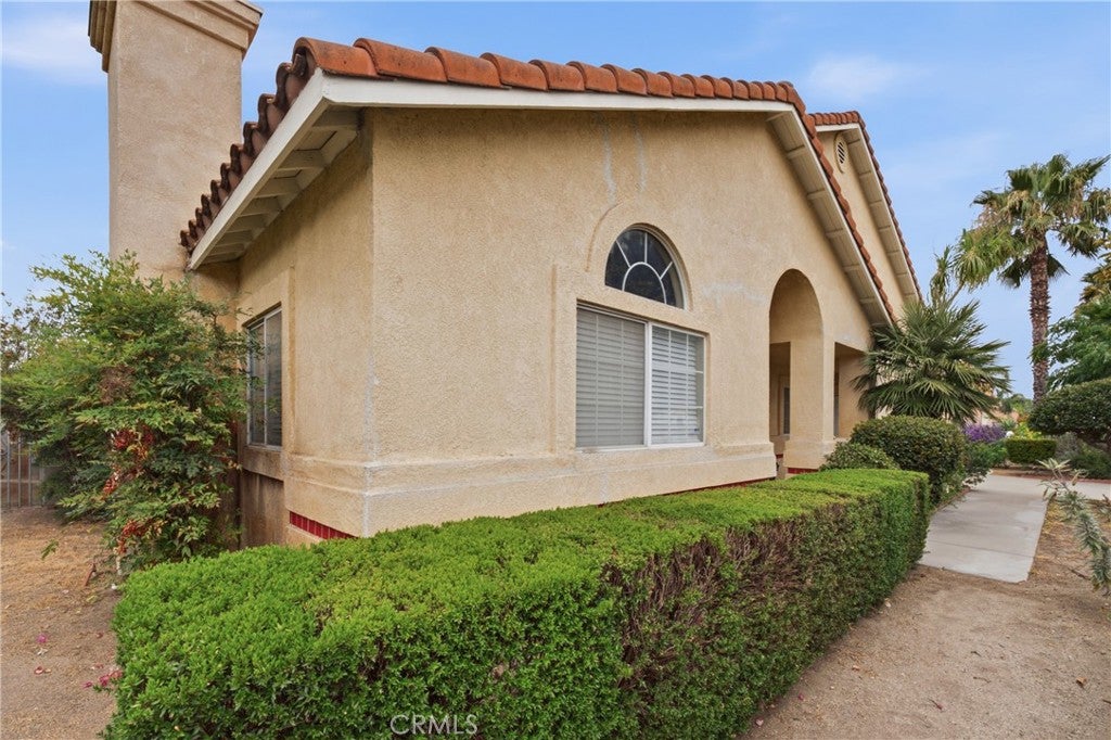 18083 San Jacinto