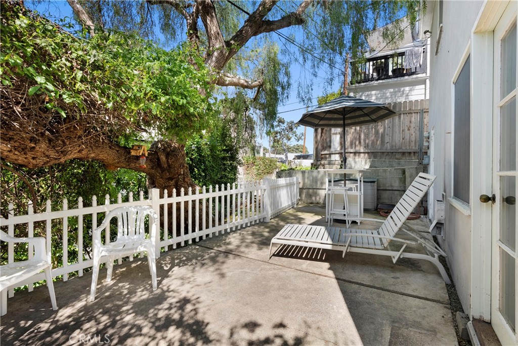 Corona del Mar South of PCH (CDMS) - Residential