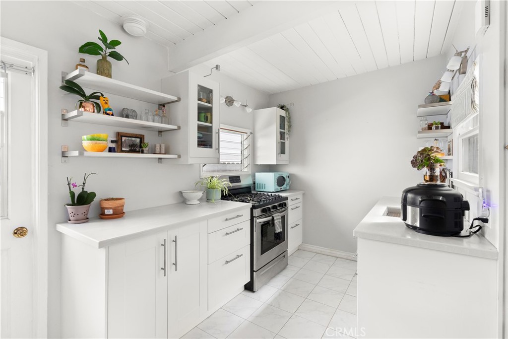 Corona del Mar South of PCH (CDMS) - Residential