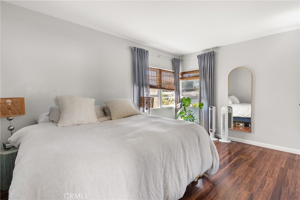 Corona del Mar South of PCH (CDMS) - Residential