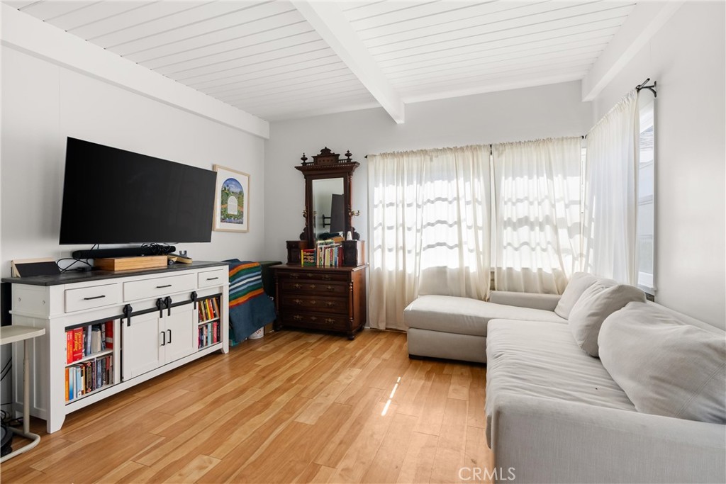 Corona del Mar South of PCH (CDMS) - Residential