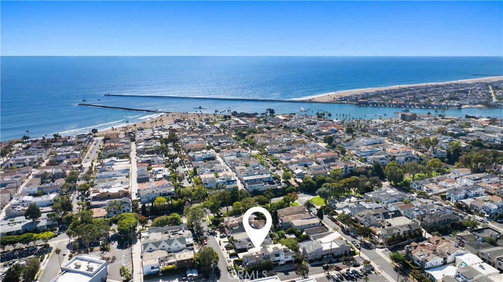 Corona del Mar South of PCH (CDMS) - Residential