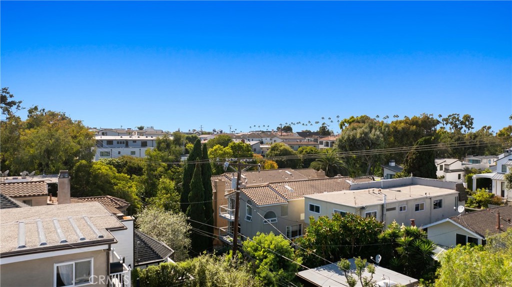 Corona del Mar South of PCH (CDMS) - Residential