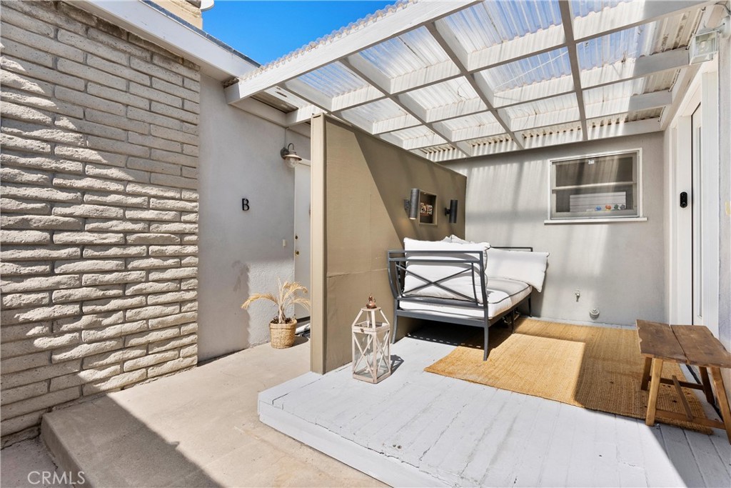 Corona del Mar South of PCH (CDMS) - Residential