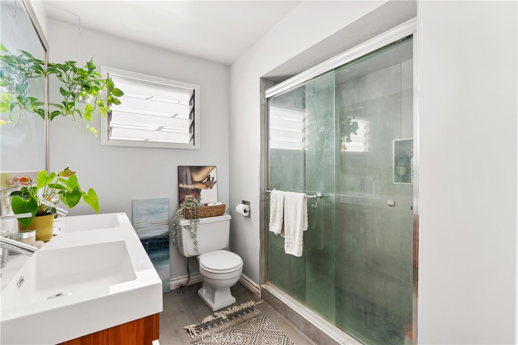 Corona del Mar South of PCH (CDMS) - Residential