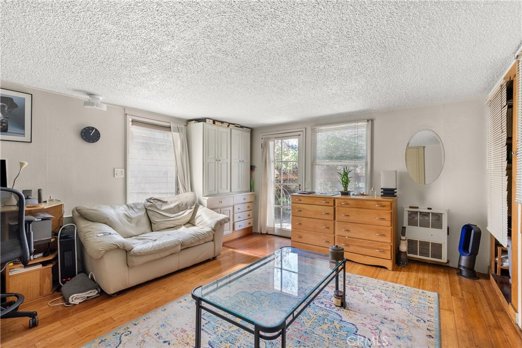 Corona del Mar South of PCH (CDMS) - Residential