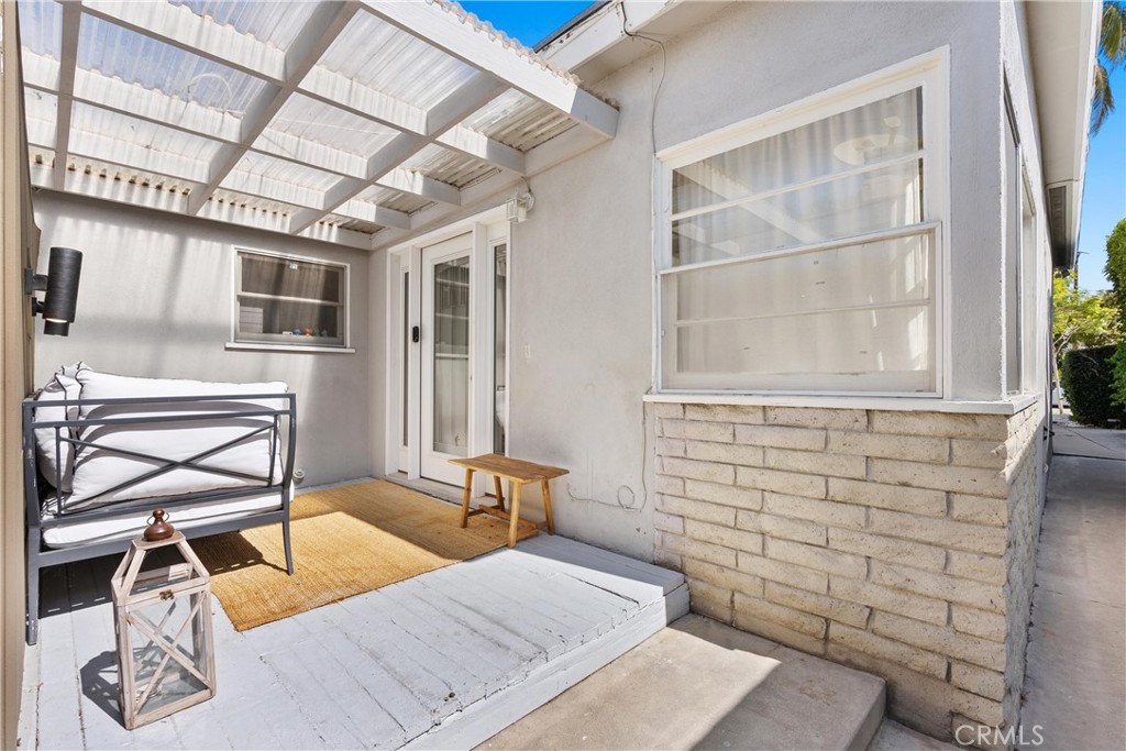 Corona del Mar South of PCH (CDMS) - Residential