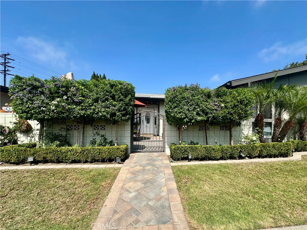 13040 Del Monte Drive 45G