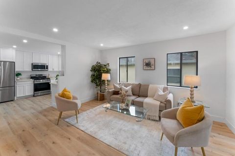 Photo of 300 Klamath Street, Brisbane, CA 94005 (MLS # ML82048660)