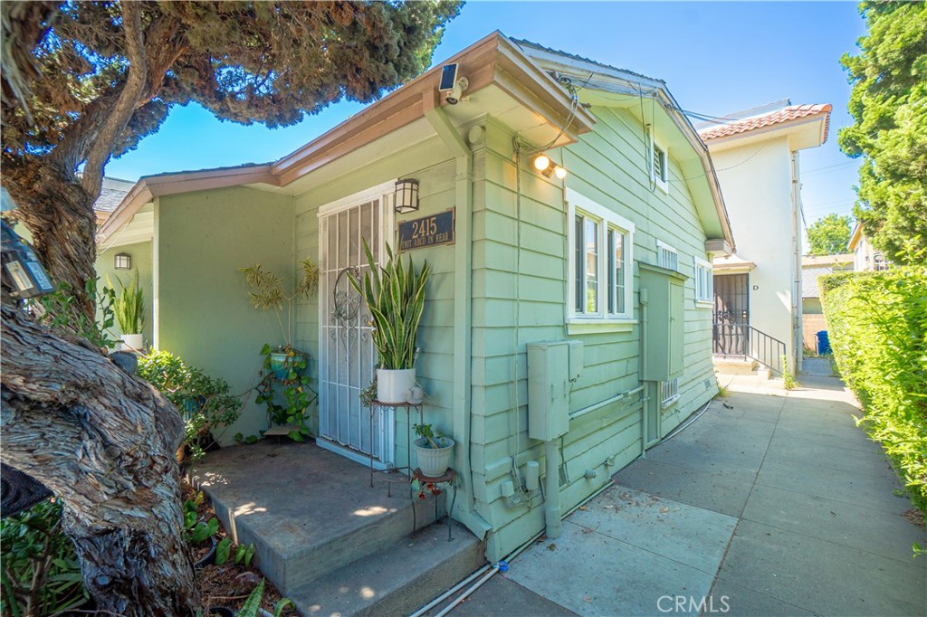 2415 E 7th
