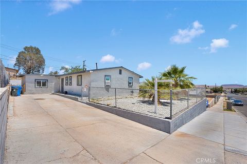 Photo of 929 E Elizabeth Street, Barstow, CA 92311 (MLS # IG25066870)