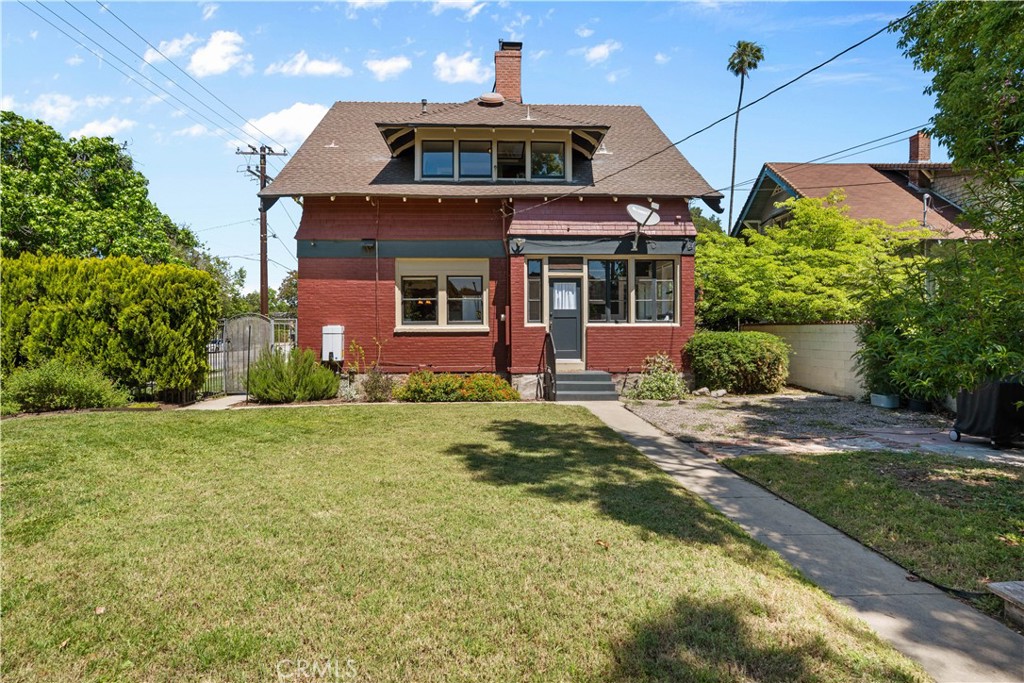 310 E Kingsley Avenue