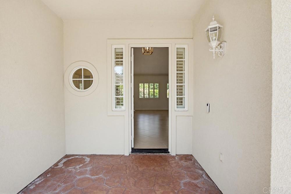 Properties 4 672 Inverlochy Drive
