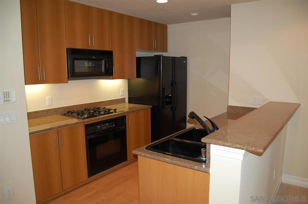 1225 Island 103