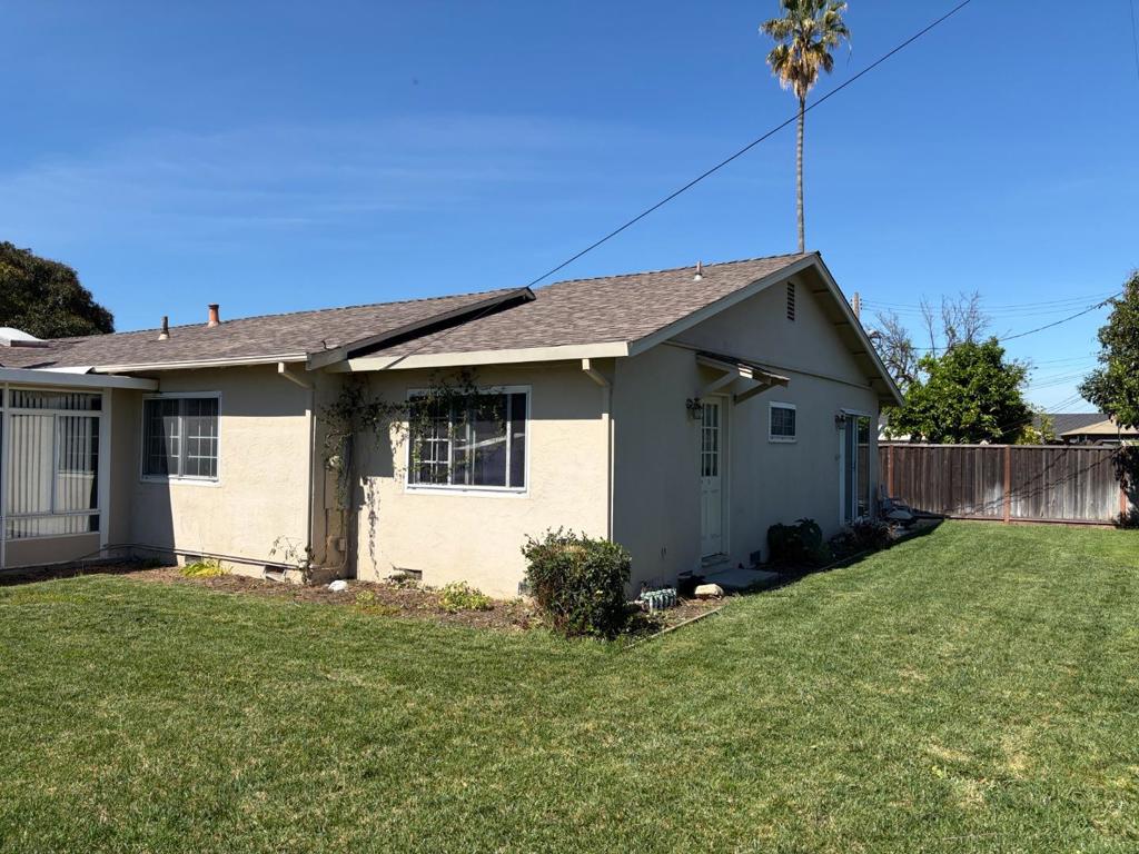 Photo of 3639 Macgregor LN, Santa Clara, CA 95054 (MLS # ML82041198)
