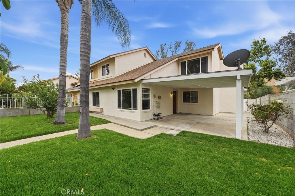 514 E Skylark DR