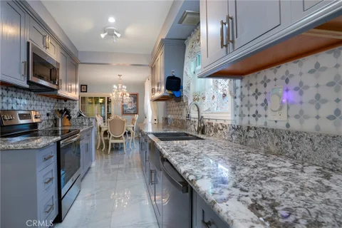 727 W Hill St, Long Beach, CA 90806 - MLS#: PW26189500