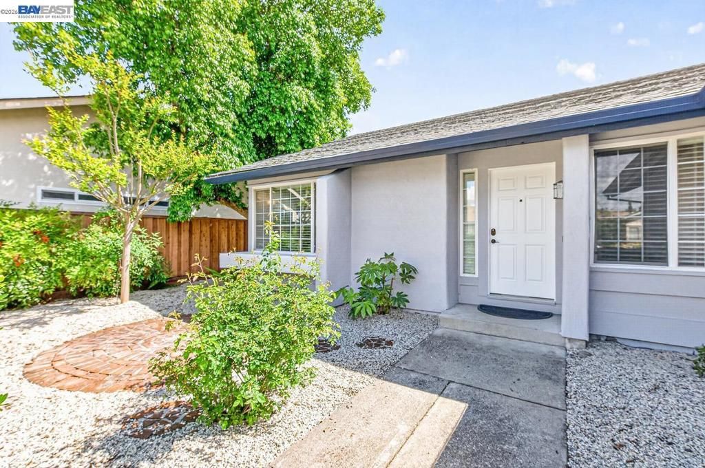 Photo of 5549 Bridgeport Cir. Cir, Livermore, CA 94551 (MLS # 41131096)