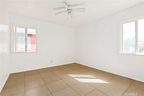 Tiny photo for 1405 S Broadway, Santa Ana, CA 92707 (MLS # OC26048328)