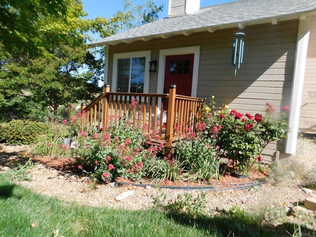 3355 Lakeview Drive