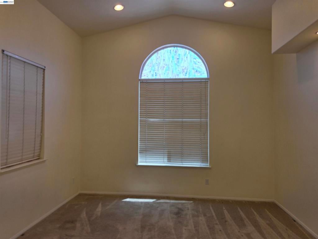 132 Citrine Ct