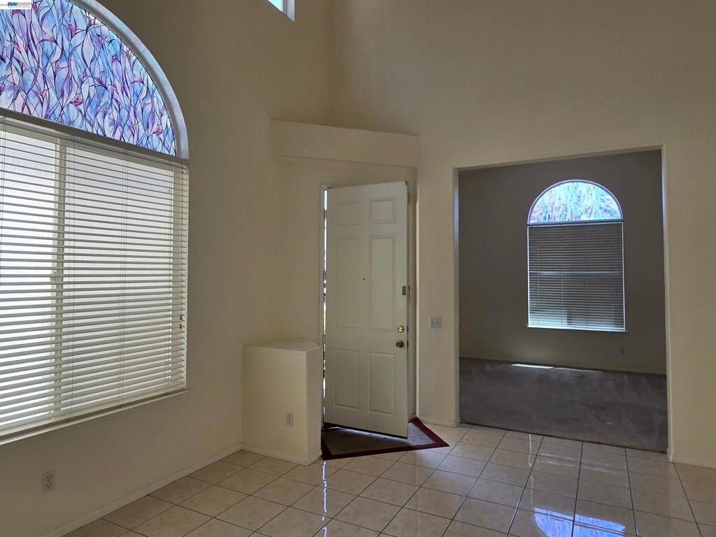 132 Citrine Ct