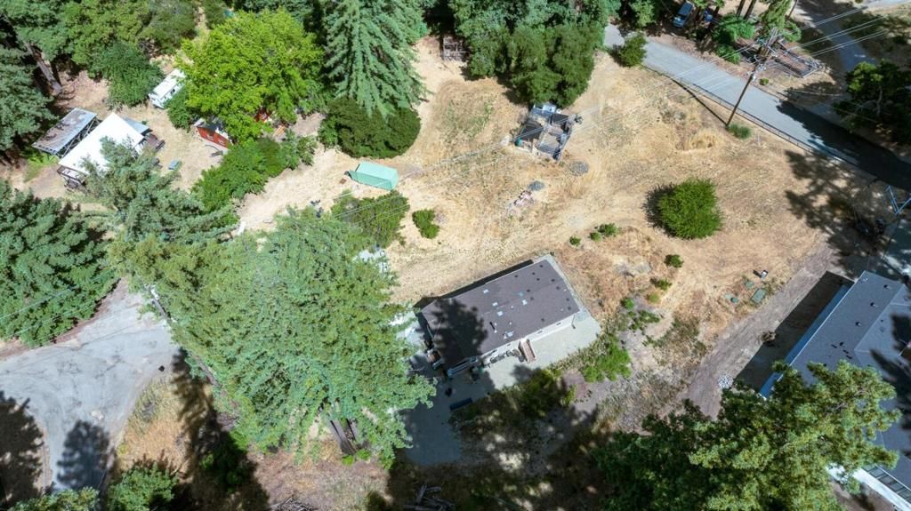 Photo of 165 Coffeeberry Drive, Boulder Creek, CA 95006 (MLS # ML82020954)