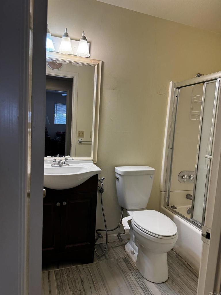 7420 Prairie Mound Way