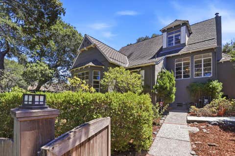 Photo of 417 Palomar Drive, Redwood City, CA 94062 (MLS # ML82056886)