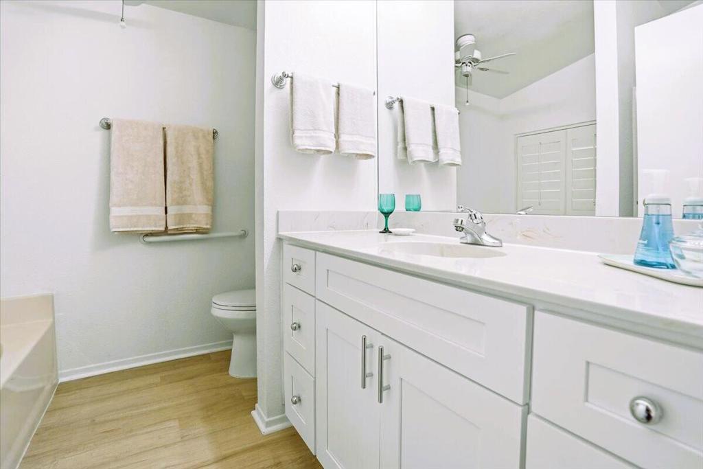 Portola Country Club - Manufactured In Park