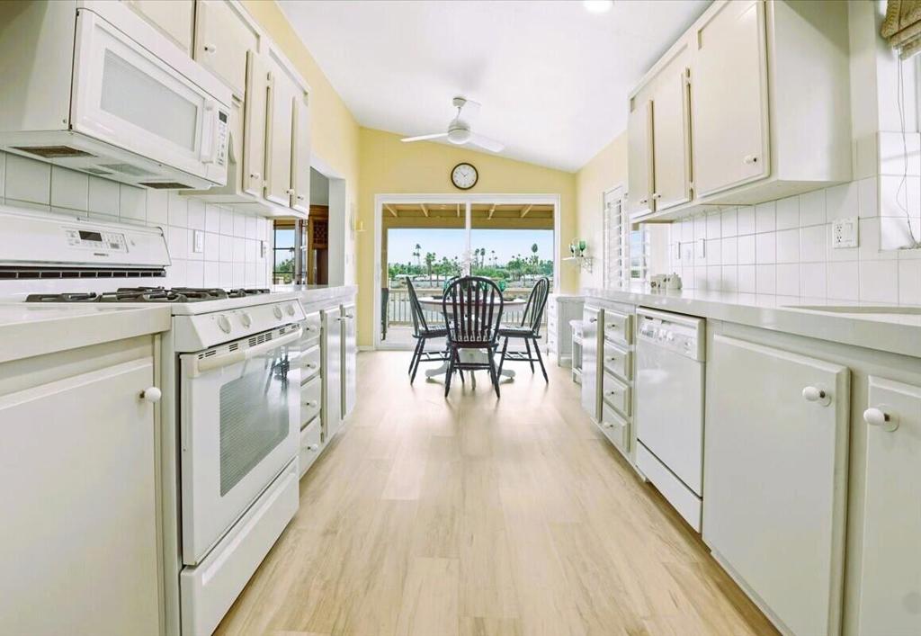 Portola Country Club - Manufactured In Park