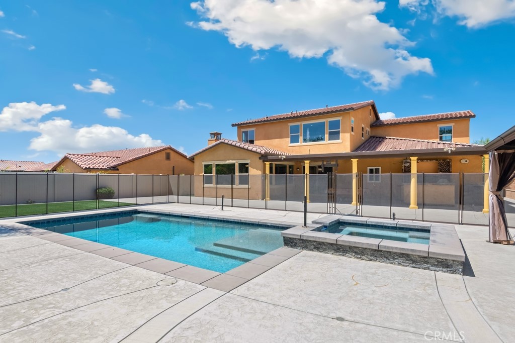 35676 Small Pine Court