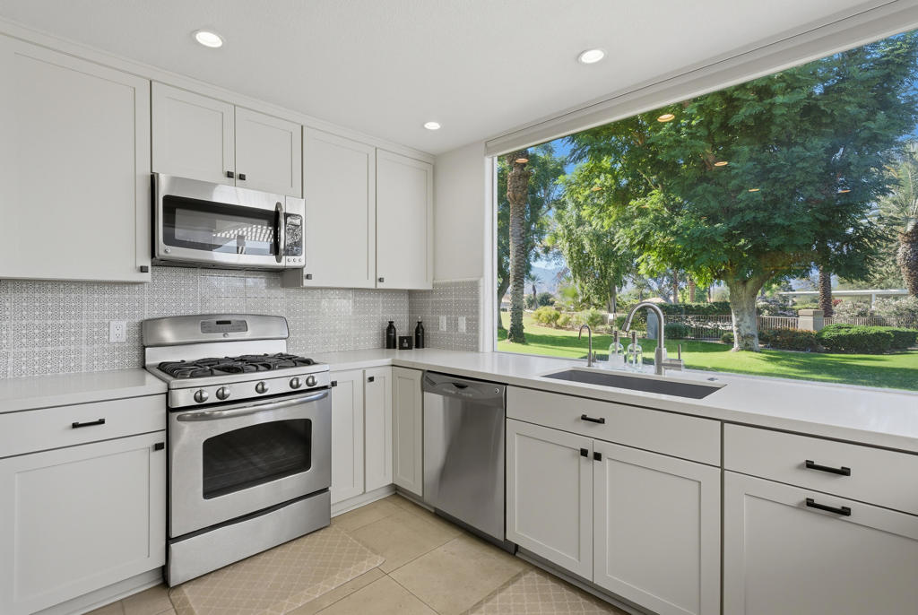 Mission Hills East - Residential