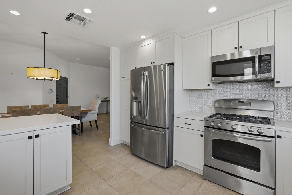 Mission Hills East - Residential