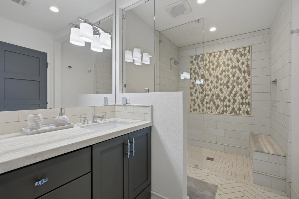 Mission Hills East - Residential