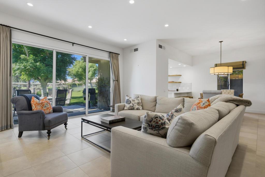 Mission Hills East - Residential